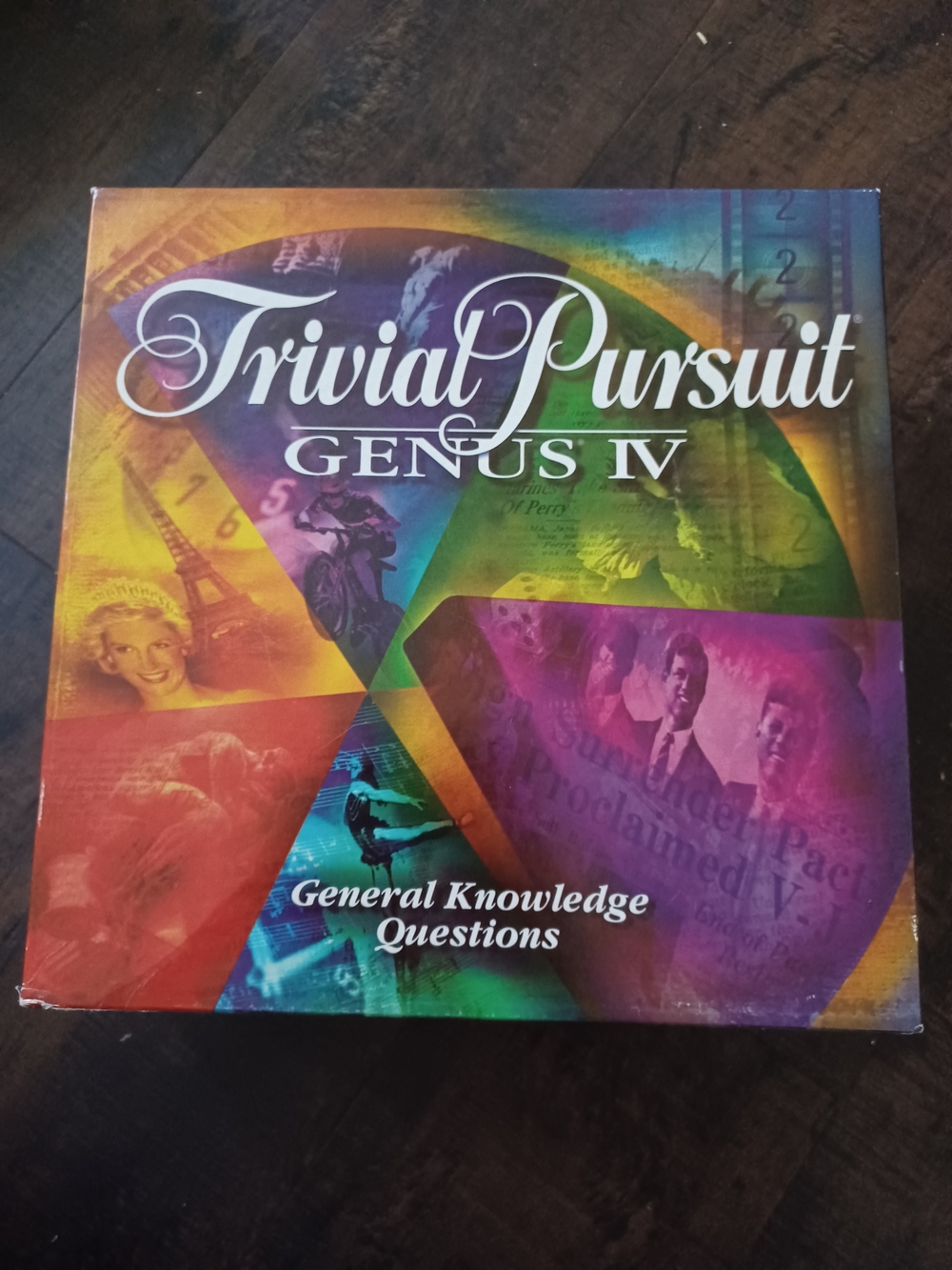 Trivial Pursuit Genus IV General Knowledge Questions - Multicolor